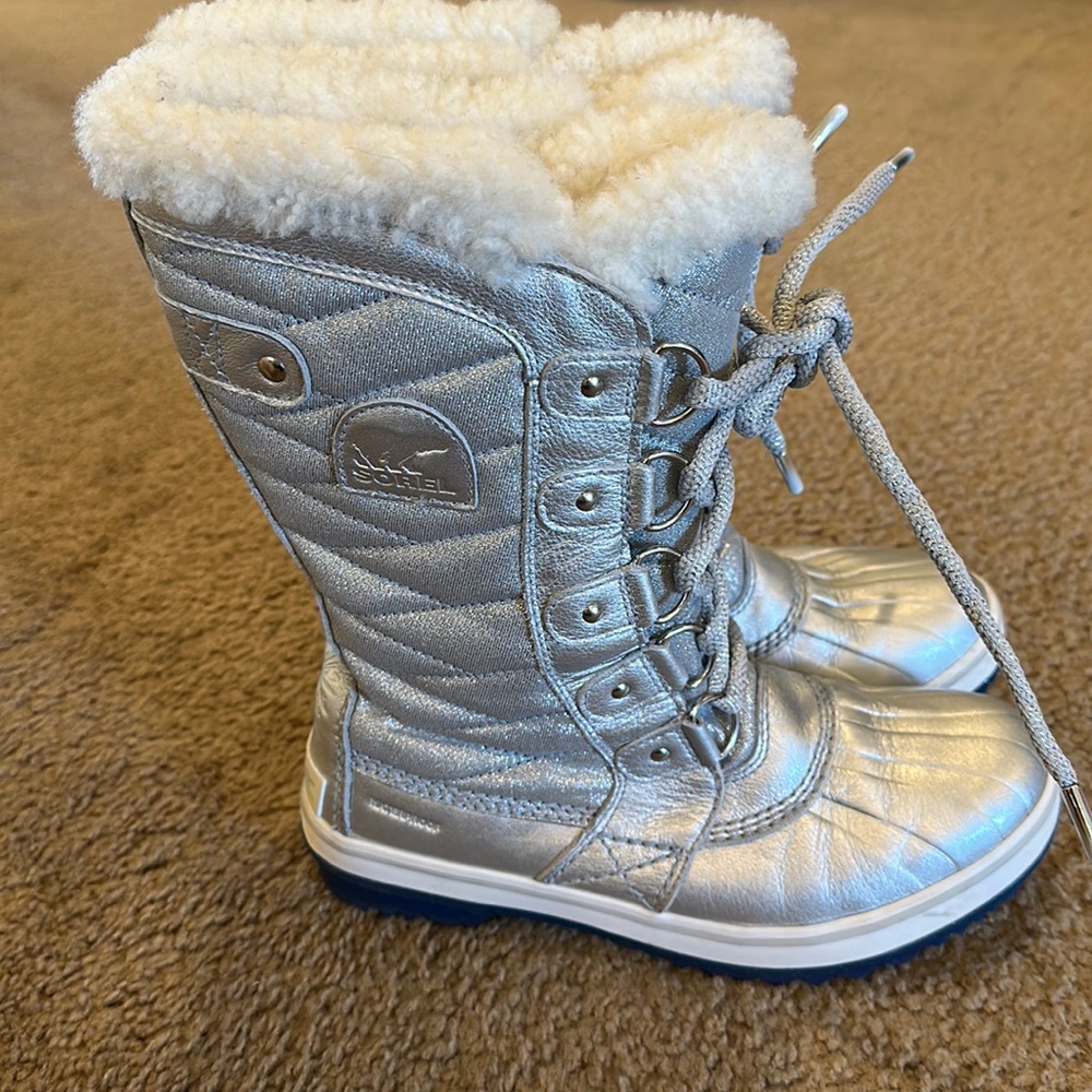 Sorel Disney Frozen edition waterproof boots
